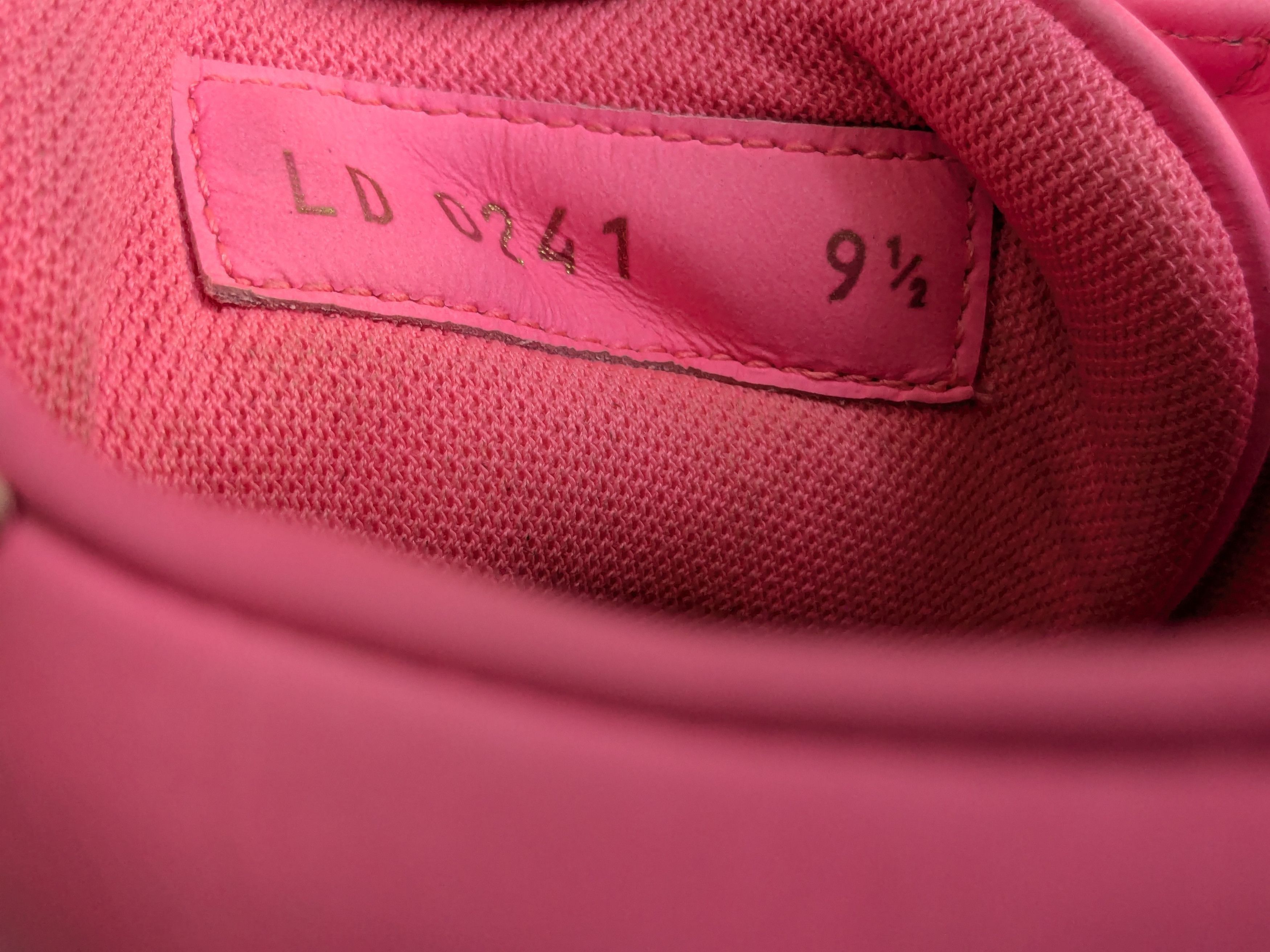 Louis Vuitton Louis Vuitton Monogram Sneakers Pink 10.5 Logo Size US 10.5 / EU 43-44 - 8 Thumbnail