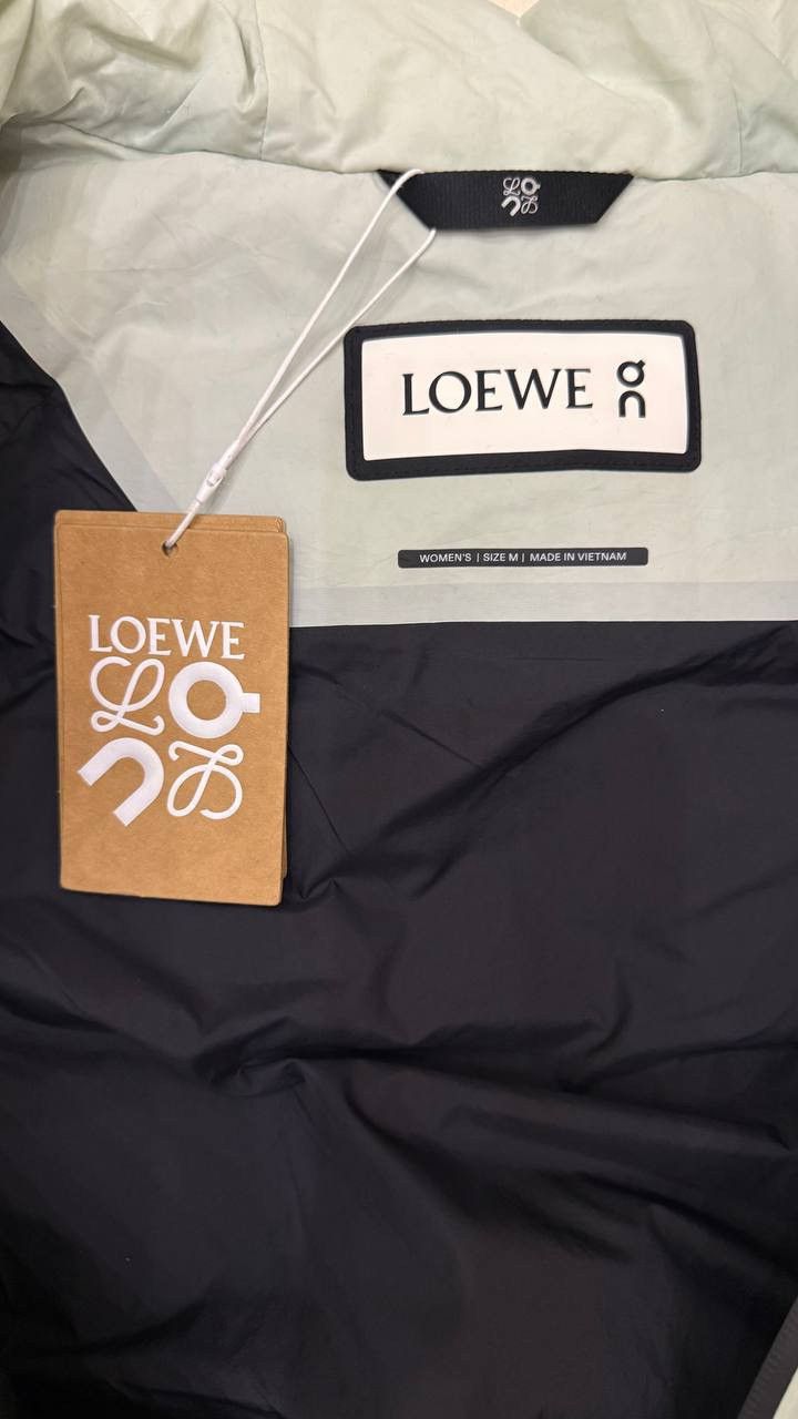 Loewe × On Loewe x On Hooded Puffer Down Jacket Size M / US 6-8 / IT 42-44 - 2 Thumbnail
