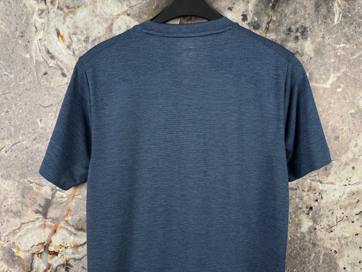 Uniqlo Men’s Uni Qlo T-Shirt Blue Streetwear Size Small Size US S / EU 44-46 / 1 - 9 Thumbnail