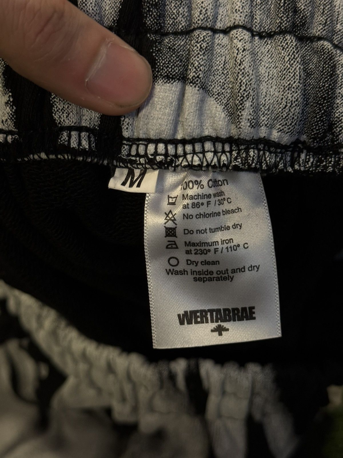 Vertabrae Vertabrae White Black Skeleton Shorts Size M (NEW) Size US 28 / EU 44 - 8 Thumbnail
