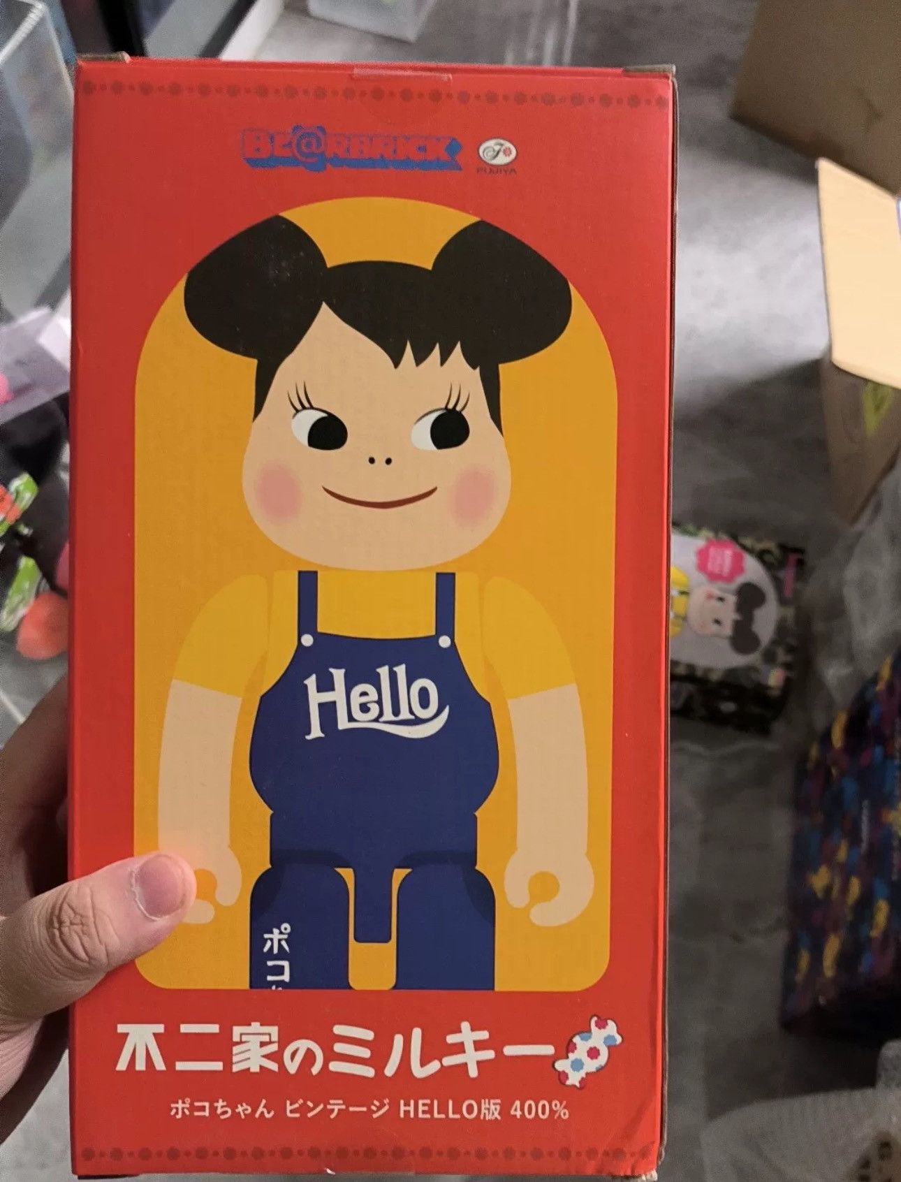 Japanese Brand × Medicom Toy Bearbrick Poco-Chan Vintage Hello 400% Size ONE SIZE - 3 Thumbnail
