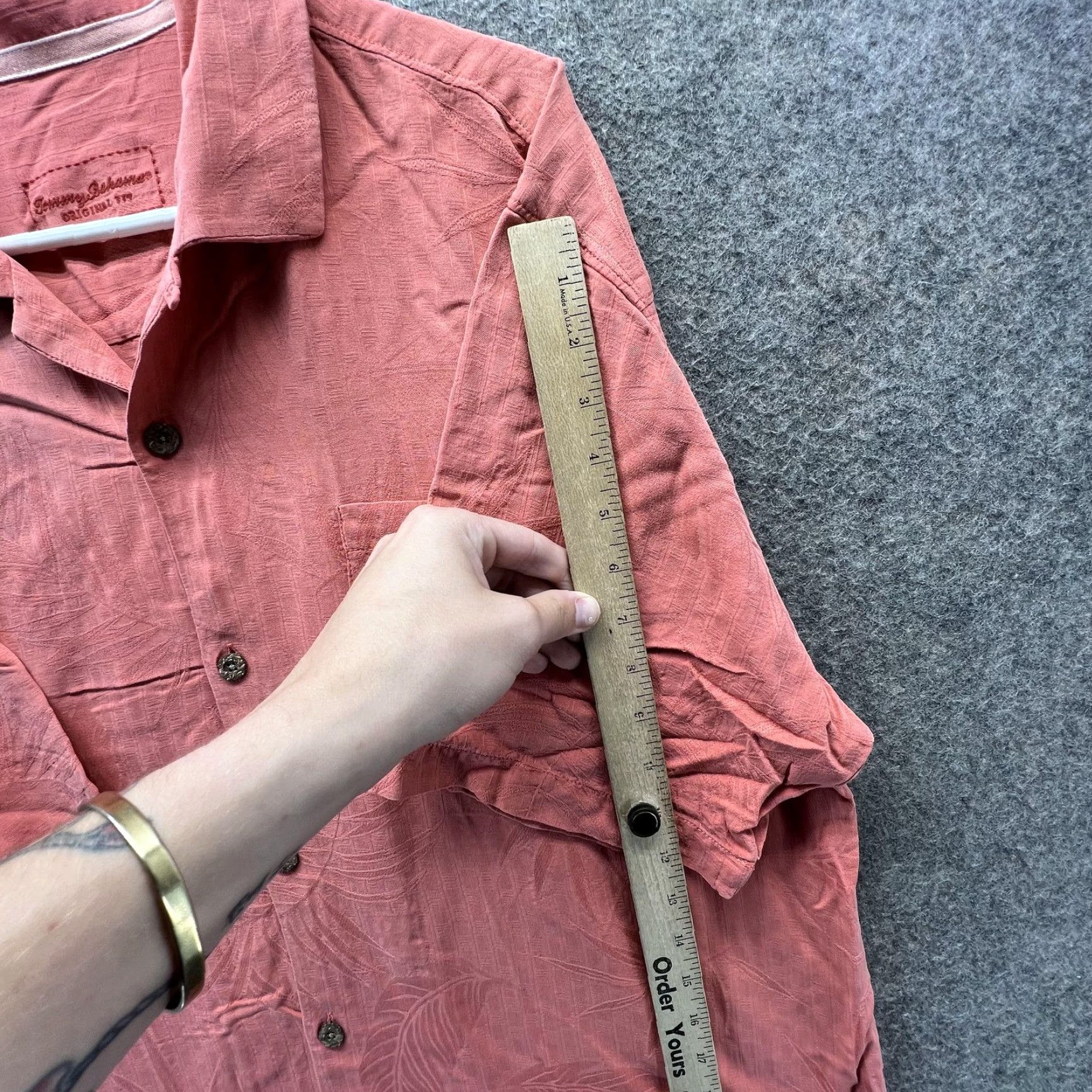 Tommy Bahama Tommy Bahama Shirt Men L Pink Silk Camp Button Front Tropical Hawaiian Tropical Patch Pocket Short Sleeve Casual Travel Size US L / EU 52-54 / 3 - 4 Thumbnail