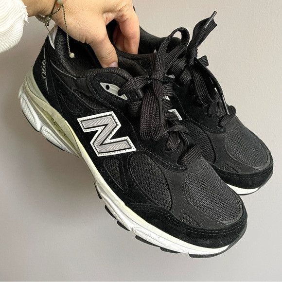 New Balance New Balance Black Made in USA 990 Sneakers - 7, worn 1X!*** Size US 7 / IT 37 - 2 Thumbnail
