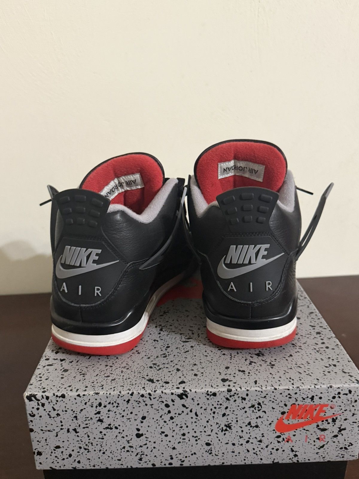 Jordan Brand Air jordan retro 4 Size US 9.5 / EU 42-43 - 4 Thumbnail