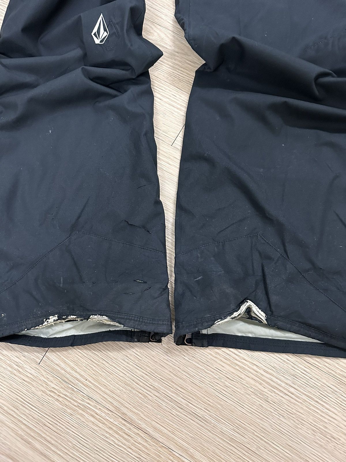Beauty Beast × Vintage × Volcom Rare Beautiful Vintage Volcom Gorpcore Baggy Parachute Pants Size US 34 / EU 50 - 20 Thumbnail