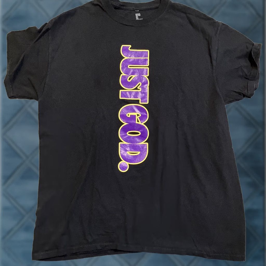 Vintage GOD IS DOPE T Shirt - Men's Large - LA Lakers Graphic Logo Shirt - Crew Neck Short Sleeve - Black - Cotton - Logo Print - Regular Fit Size US L / EU 52-54 / 3 - 1 Thumbnail