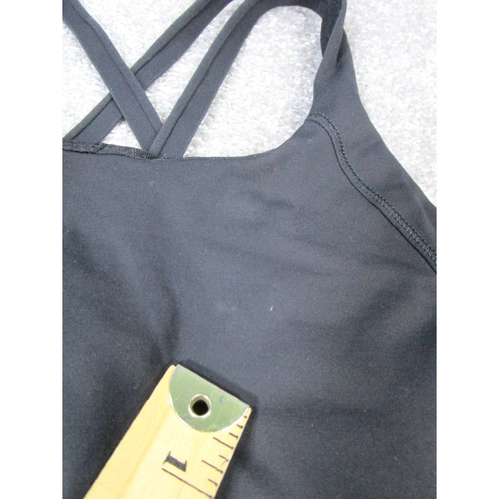 Lululemon VINTAGE Lululemon Energy Tank Womens XS Black Top Pullover Tank Shirt Athletic Gym & Training 90s Mens Womens Size XS / US 0-2 / IT 36-38 - 5 Thumbnail