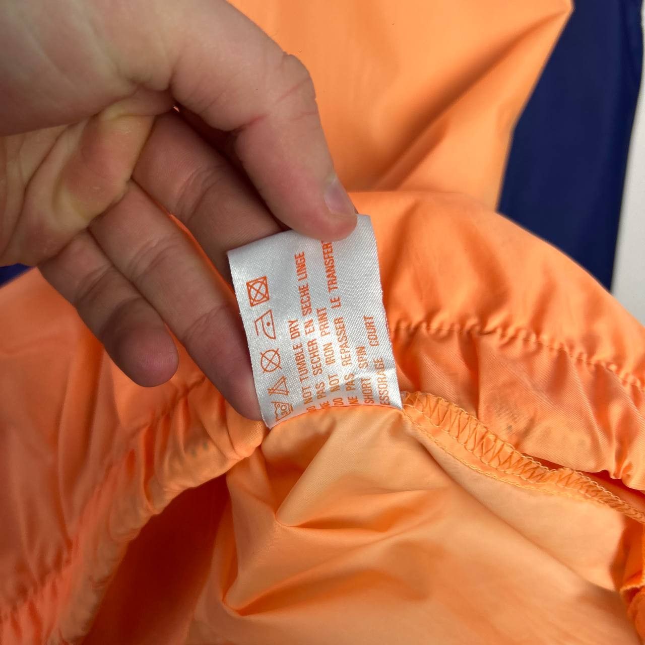 Nike Vintage Nike Court Nylon 90s outdoor streetwear jacket Size US M / EU 48-50 / 2 - 11 Thumbnail