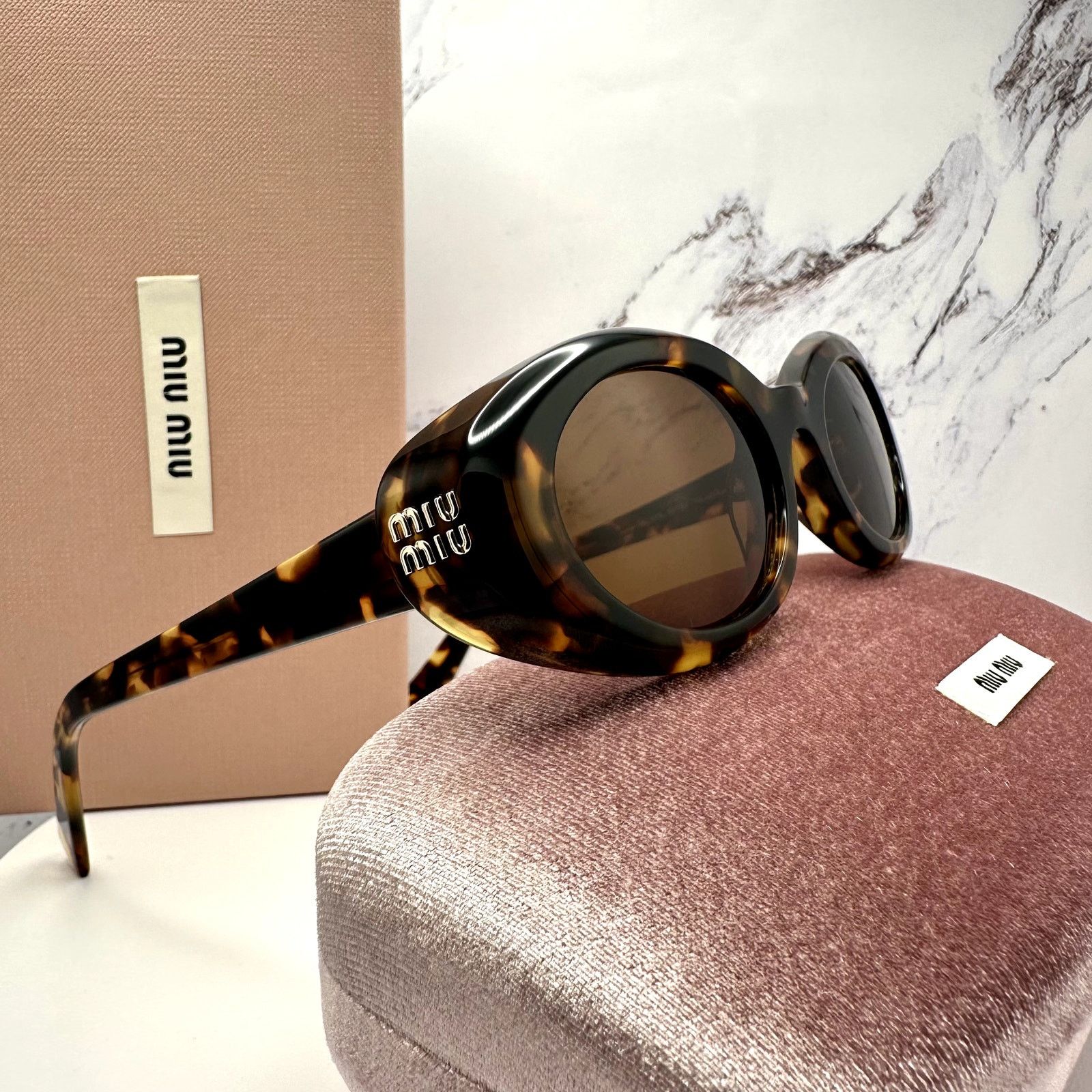 Miu Miu New MIU MIU Sunglasses Brown Tortoise Oval Womens Reverie Size ONE SIZE - 20 Thumbnail