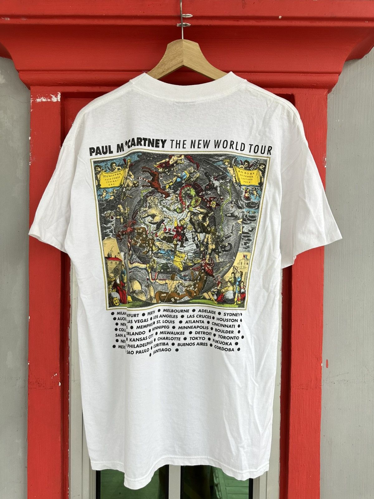 Band Tees Vintage 90s Paul McCartney The New World Tour Tee Size US L / EU 52-54 / 3 - 2 Thumbnail