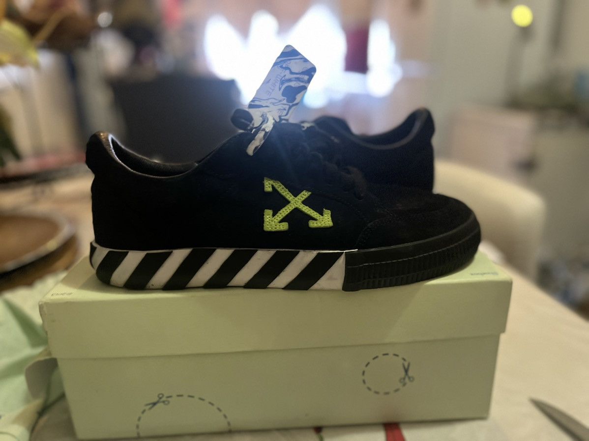 Off-White OFF-WHITE Vulc Low Black/Green SS21 Size US 10 / EU 43 - 2 Thumbnail