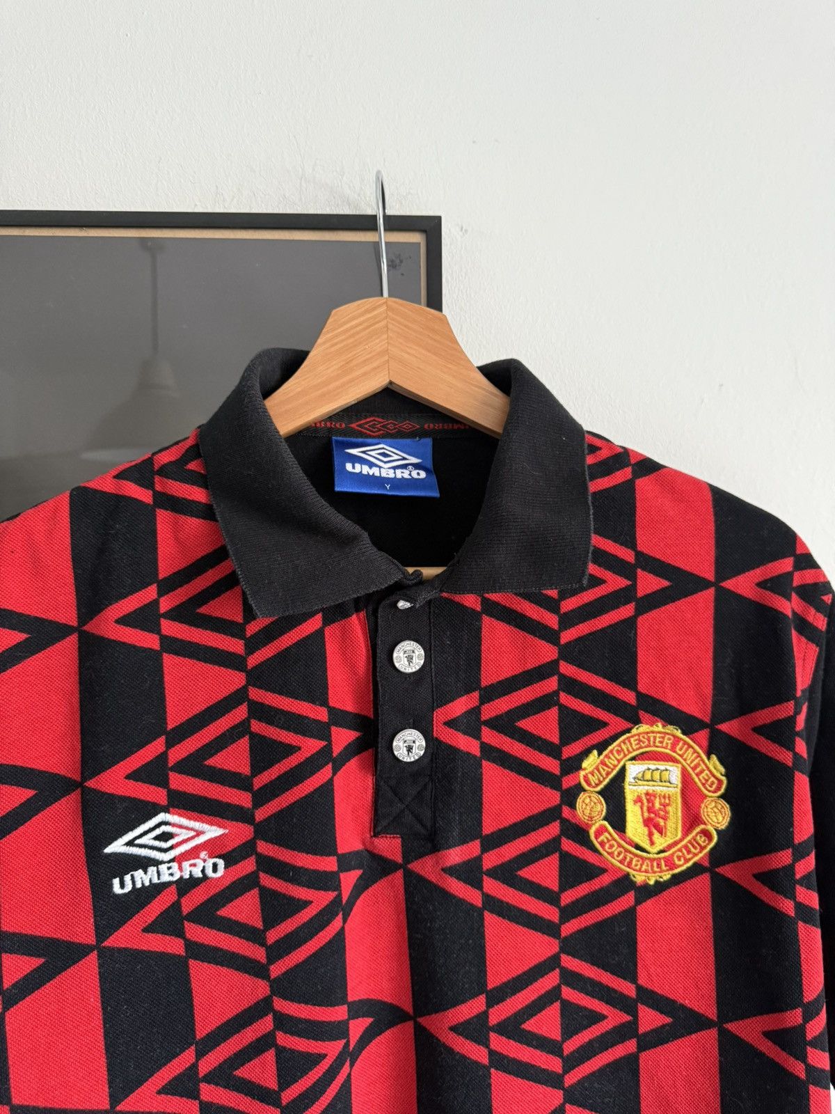 Other 1996-97 Manchester United Umbro Polo Shirt Size US S / EU 44-46 / 1 - 2 Thumbnail