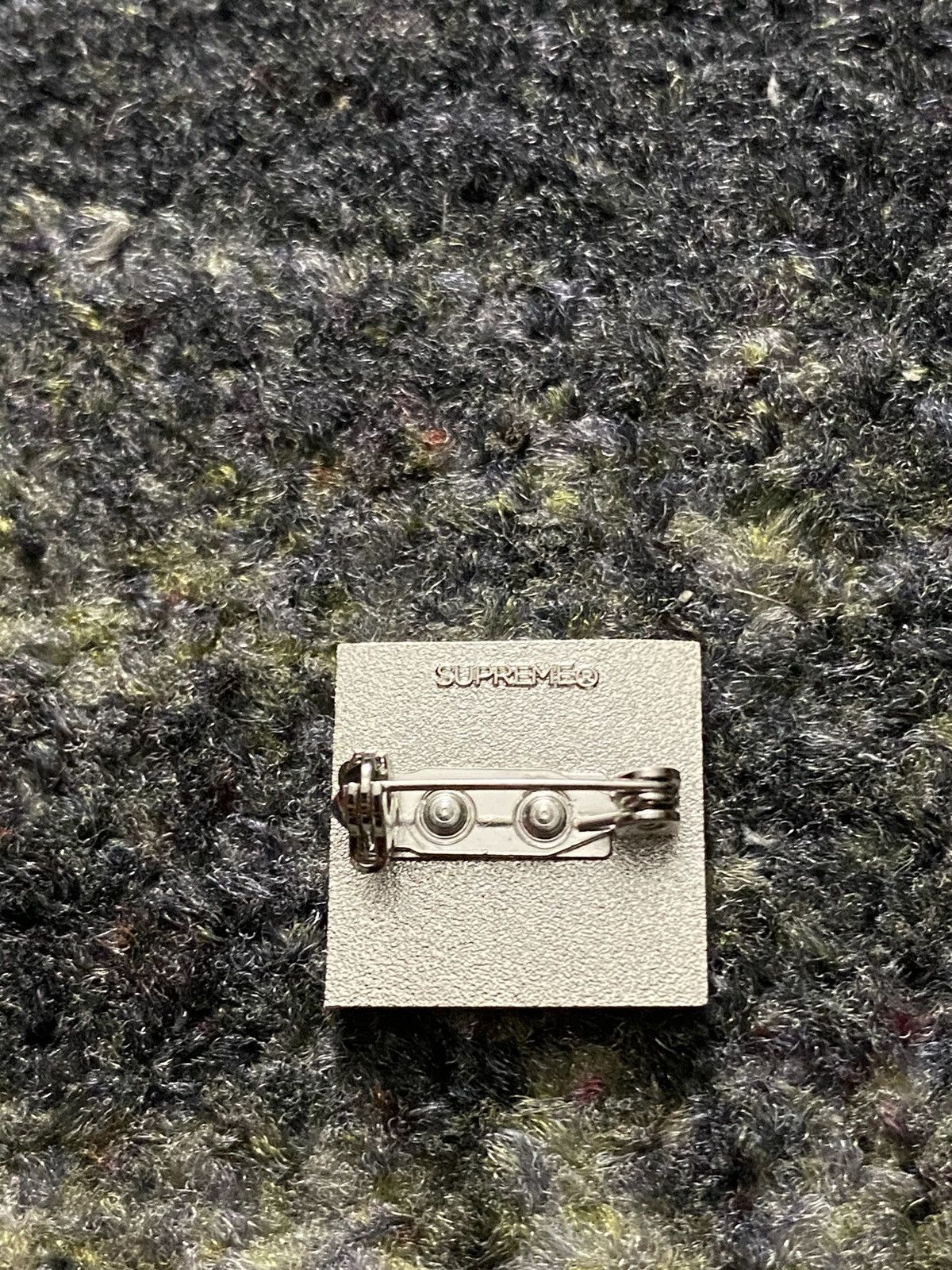 Supreme Supreme FUCK Pin Size ONE SIZE - 3 Thumbnail