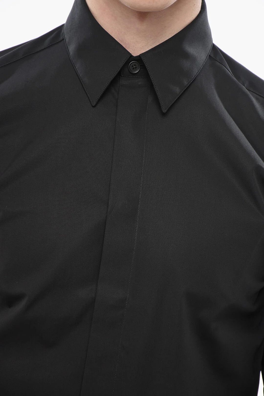 Givenchy og1mm0326 Poplin Shirt in Black Size US M / EU 48-50 / 2 - 3 Thumbnail