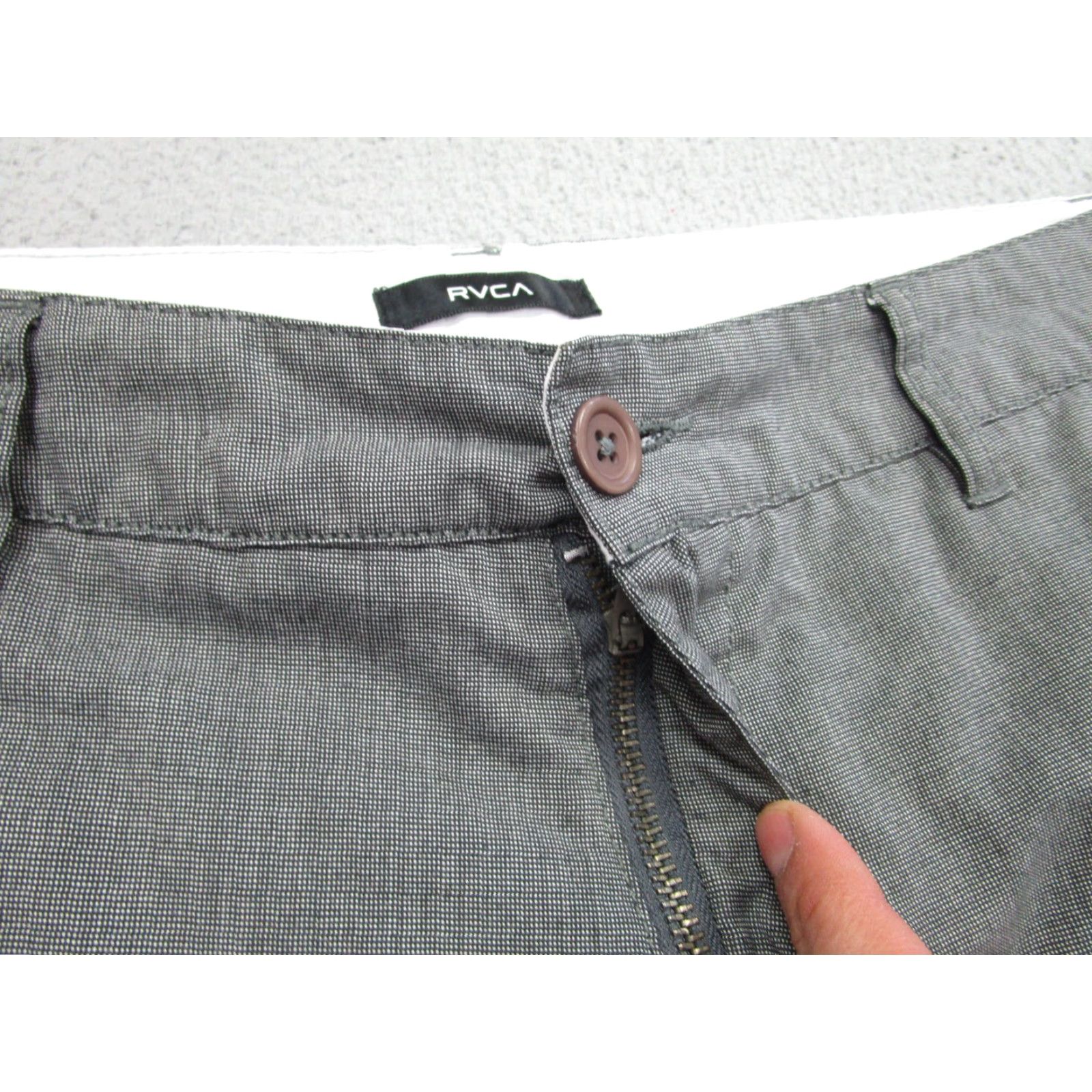 RVCA RVCA Shorts Mens 33 Gray Chino Surfer Skater Casual Zip Size US 33 - 7 Thumbnail
