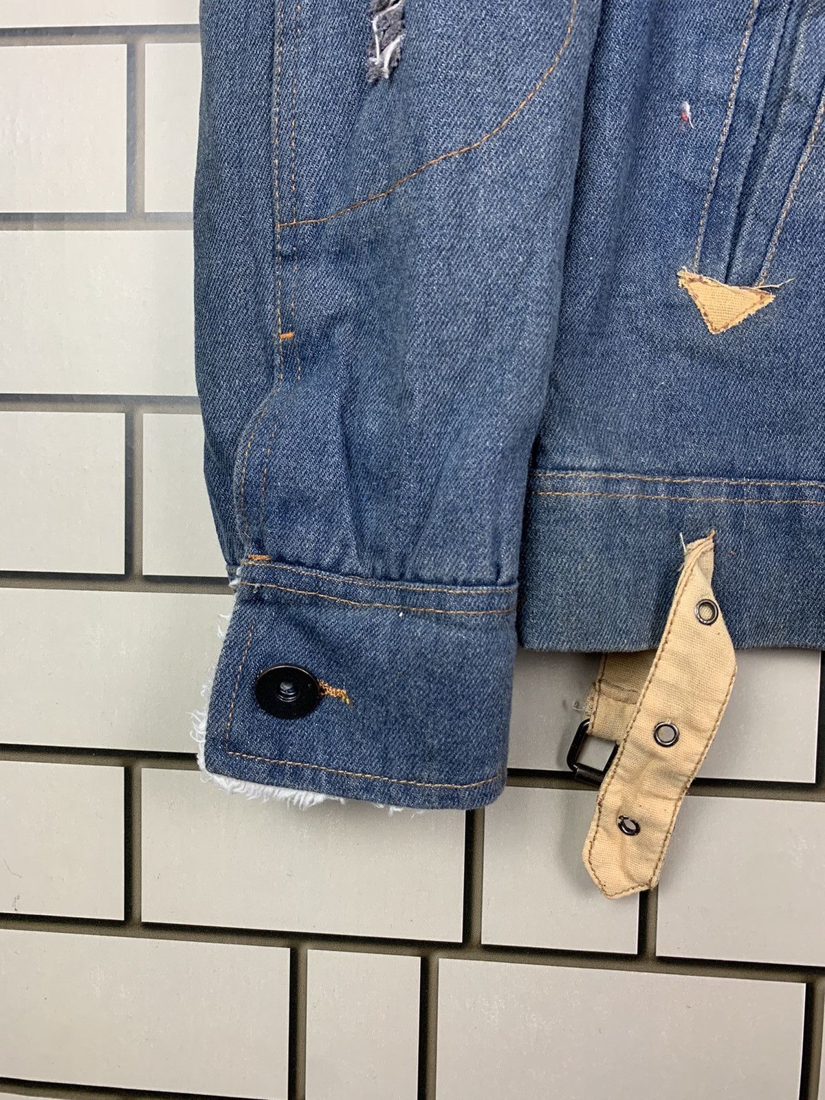 Japanese Brand × Vintage Vintage Japanese Brand Fashion Distressed Denim Jacket Size US L / EU 52-54 / 3 - 9 Thumbnail