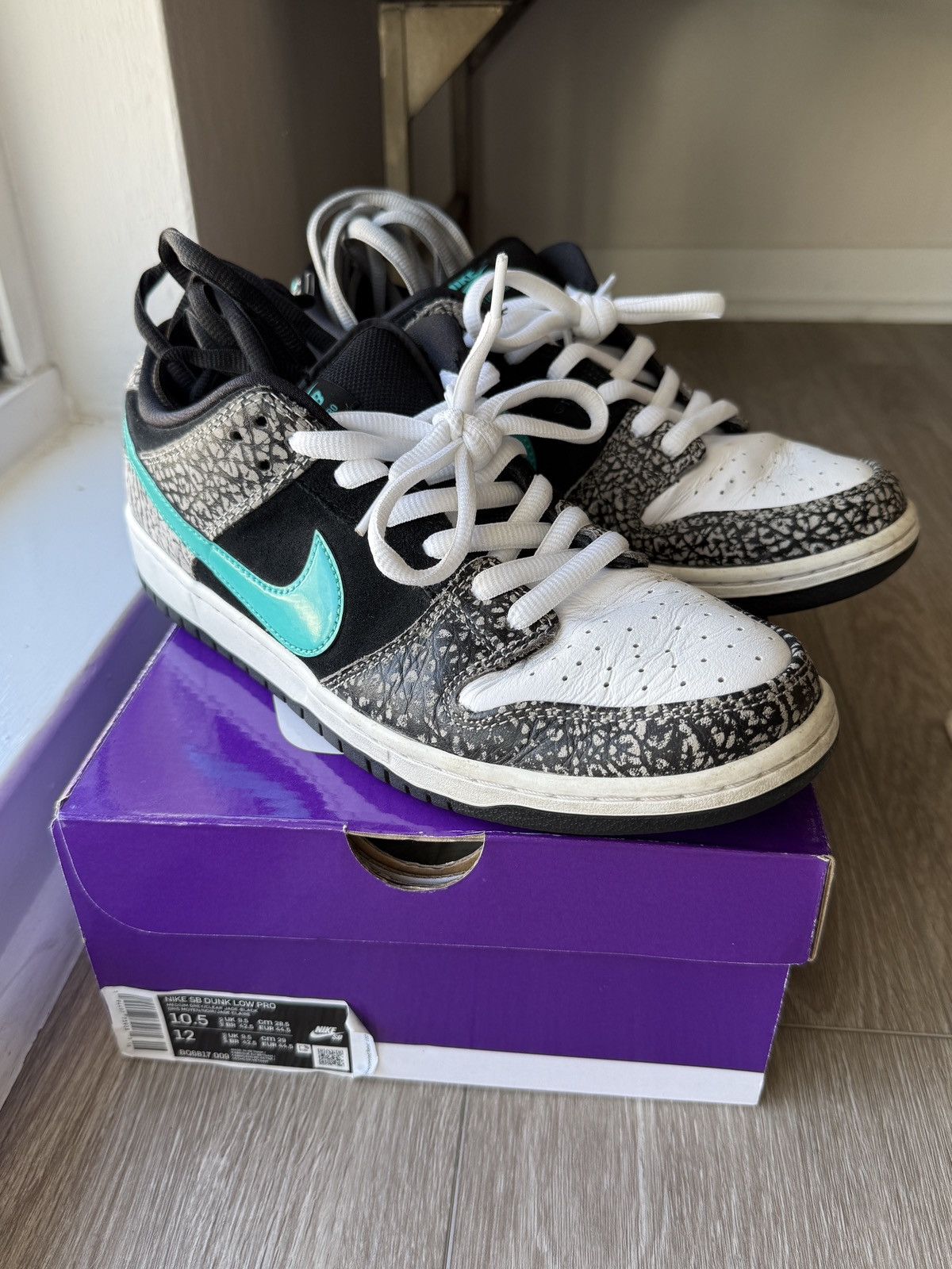 Nike Nike SB Dunk Low Pro ‘Atmos Elephant’ Size US 10.5 / EU 43-44 - 1 Thumbnail