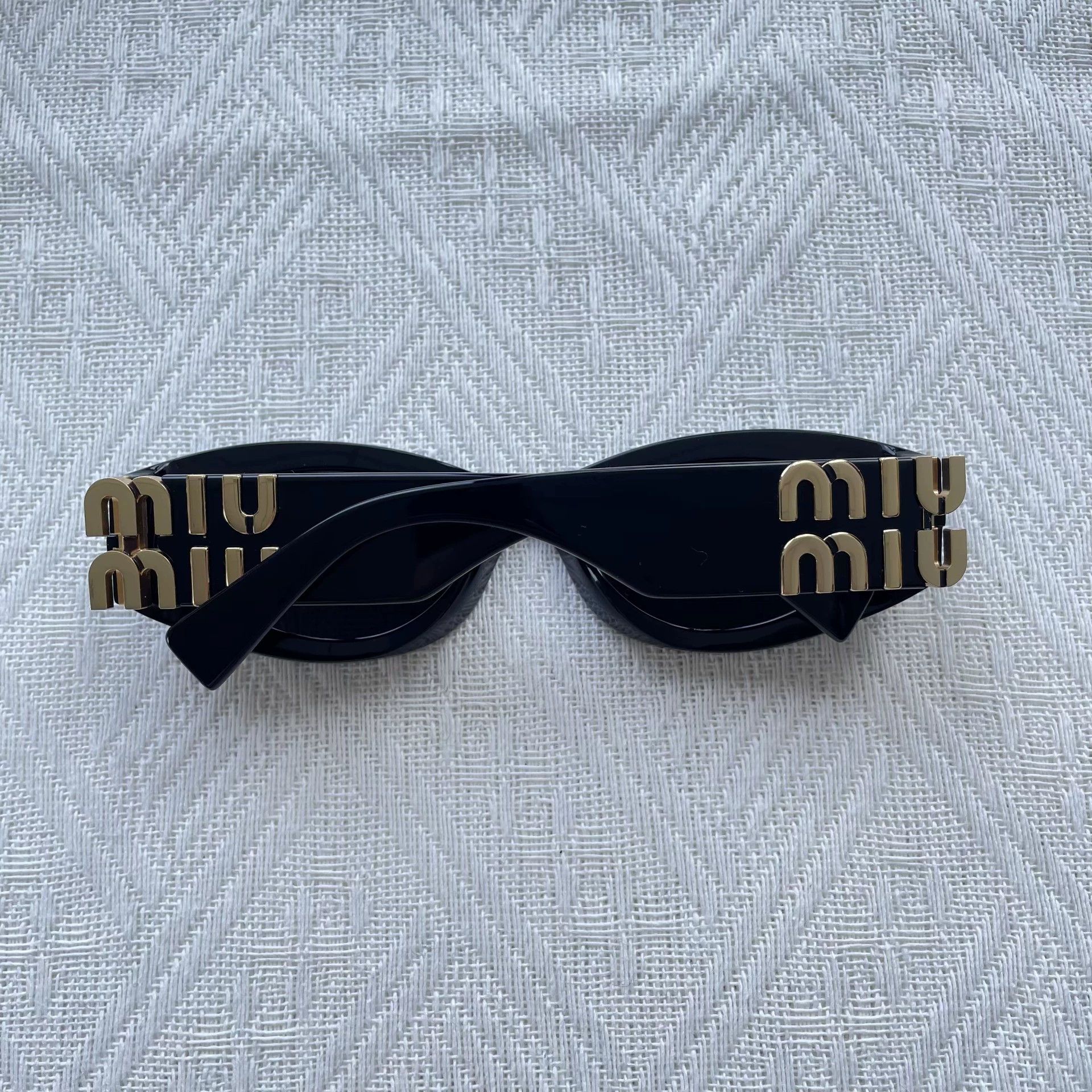 Miu Miu MIU MIU Women's Black Oval Sunglasses 99 New Full Set Size ONE SIZE - 3 Thumbnail