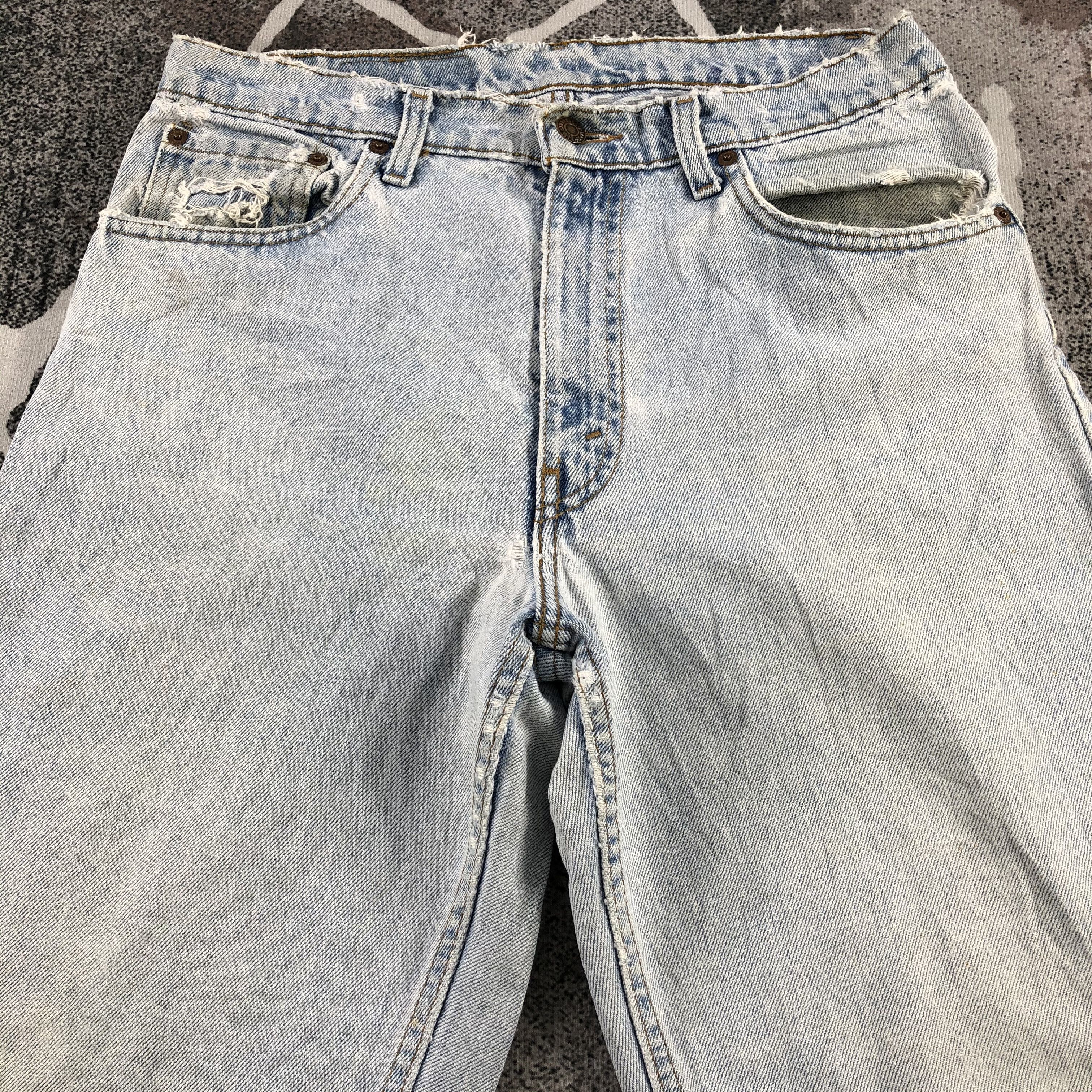 Levi's Vintage 90s Levis 550 Jeans Light Wash Denim KJ929 Size US 32 / EU 48 - 3 Thumbnail