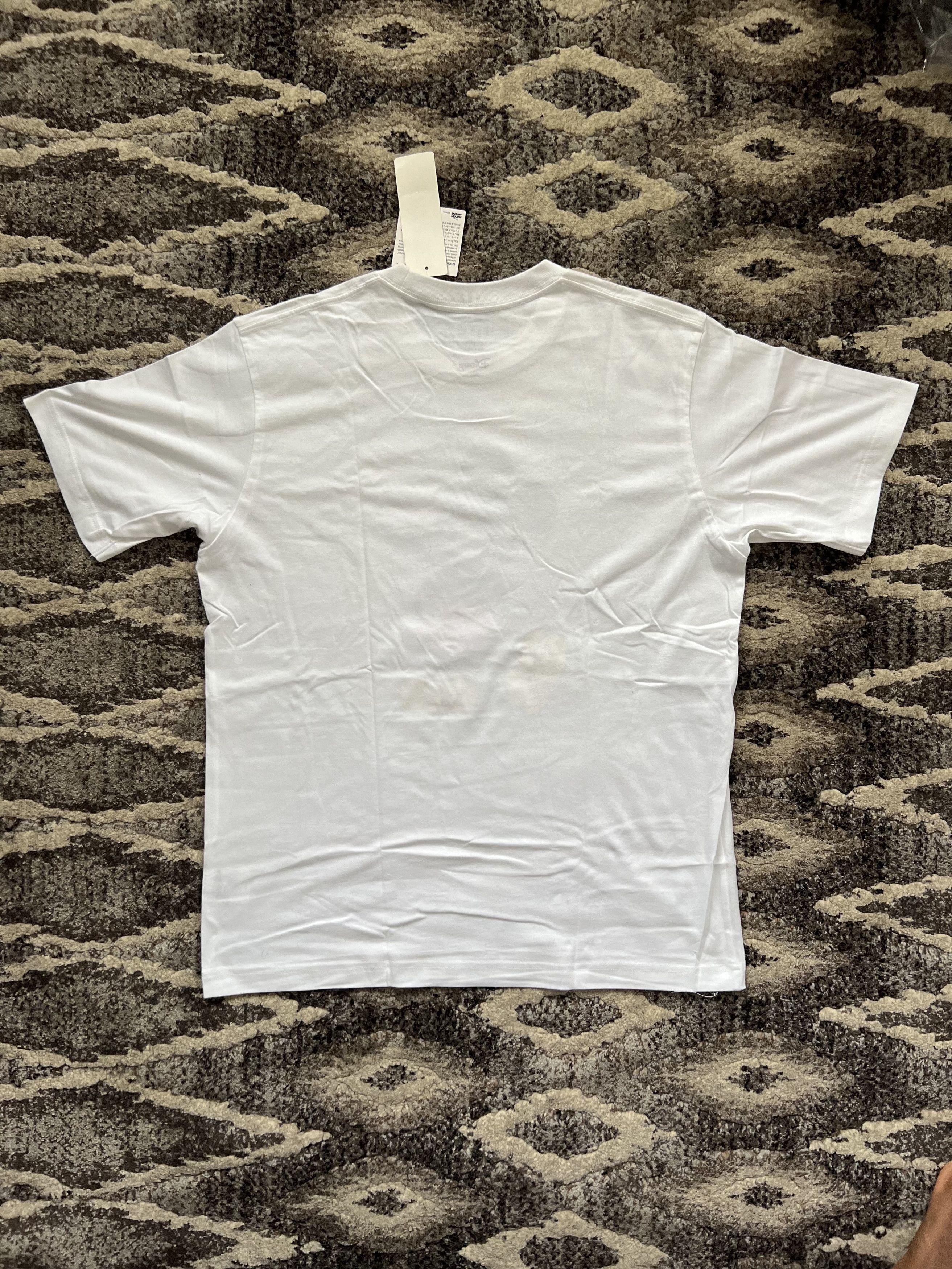 Uniqlo Uniqlo Mickey Stands UT (Short Sleeve Graphic T-Shirt) Size US M / EU 48-50 / 2 - 2 Thumbnail