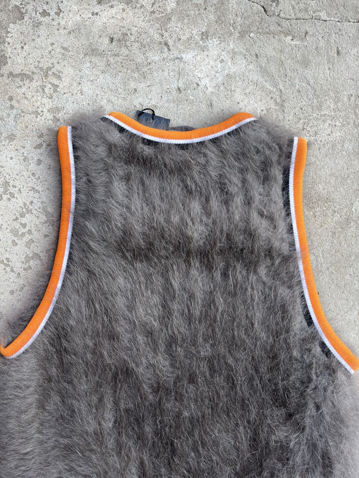 Givenchy × Riccardo Tisci FW14 Givenchy Runway NWT Fur/Faux Basketball Sweater Vest Size US M / EU 48-50 / 2 - 15 Thumbnail