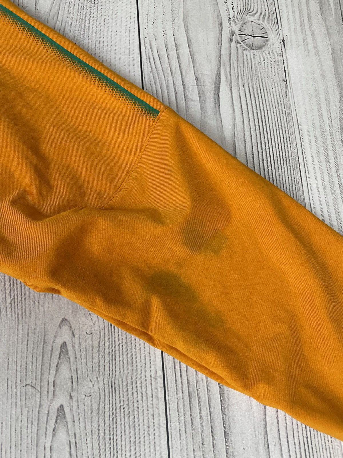 Puma Vintage puma Cote D ivoire size M orange long sleeve Size US M / EU 48-50 / 2 - 9 Thumbnail