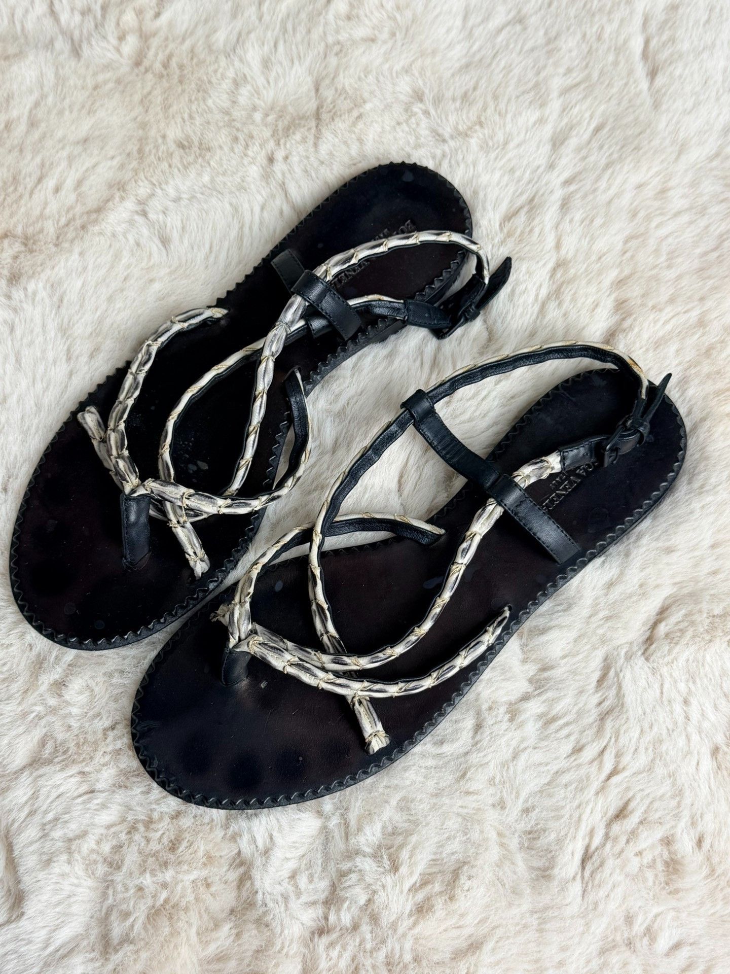 Bottega Veneta Bottega Veneta Black Sandals us_6-5 Women Size US 6.5 / IT 36.5 - 1 Thumbnail