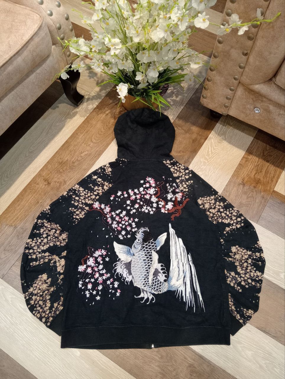 Japanese Brand JAPANESE CLASSIC SCRIPT SUKAJAN SUGOI FISH EMBROIDERY HOODIE Size US M / EU 48-50 / 2 - 11 Thumbnail
