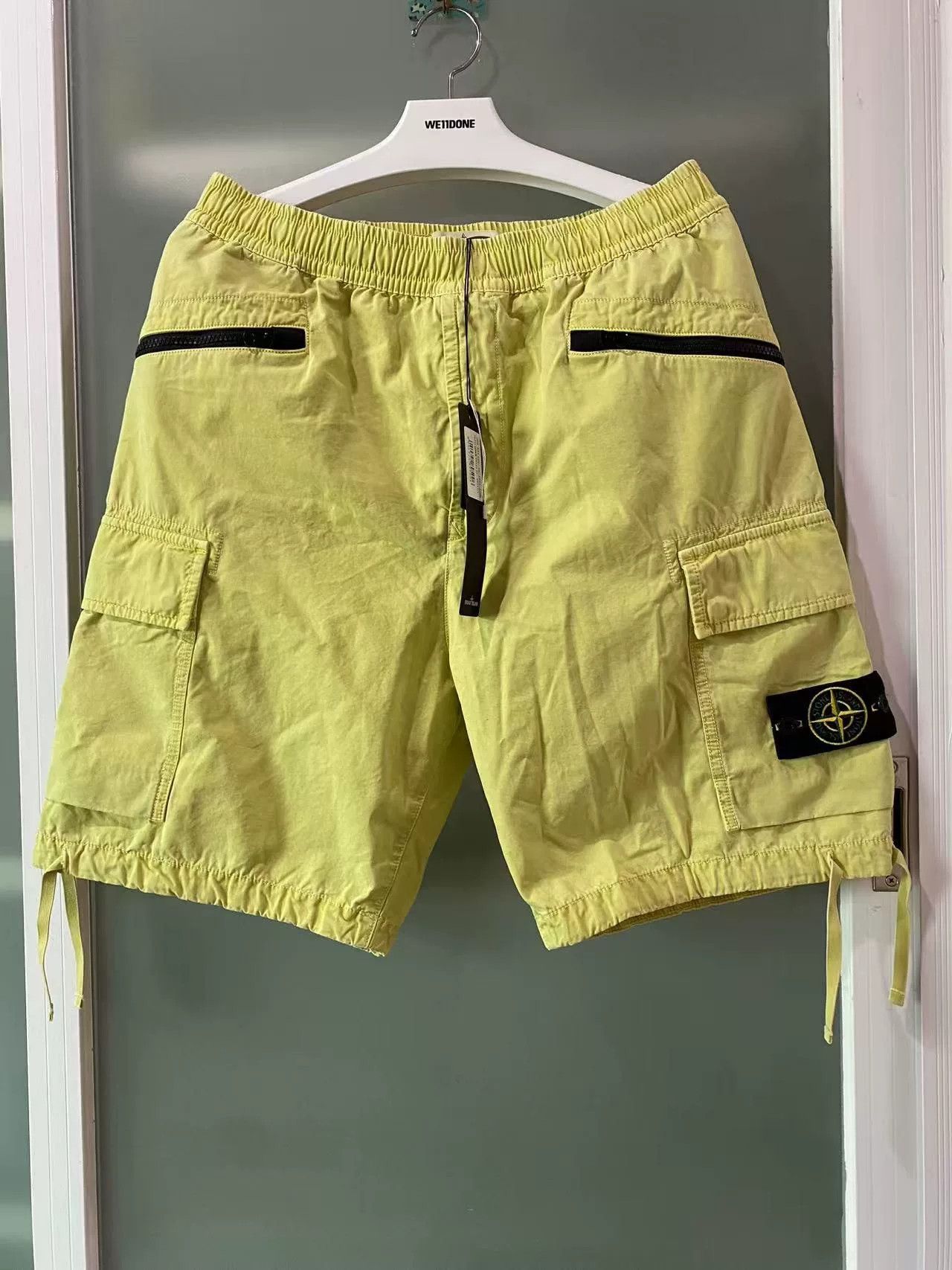 Stone Island Stone Island Solid Cargo Shorts Size US 32 / EU 48 - 1 Thumbnail