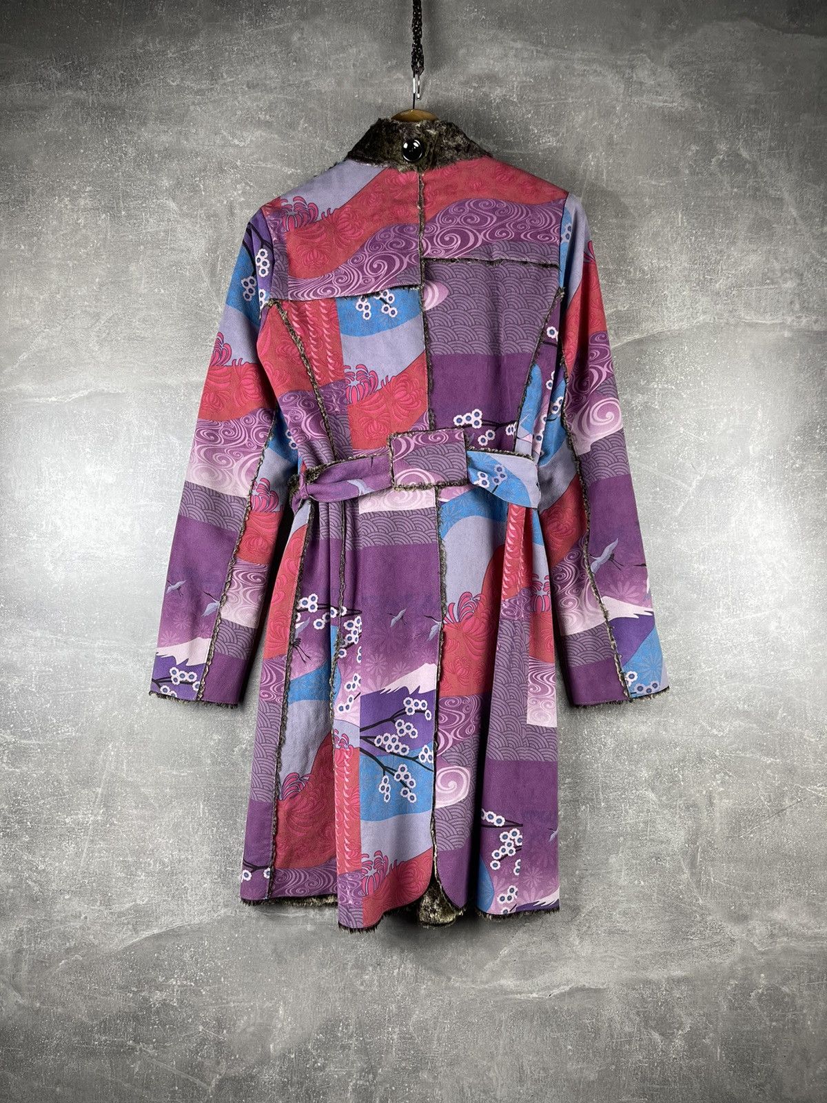Custo Barcelona Custo Barcelona Vintage Graphic Faux Fur Lined Coat Size M / US 6-8 / IT 42-44 - 11 Thumbnail