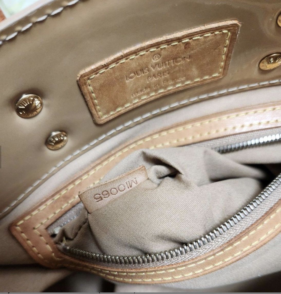 Louis Vuitton Louis Vuitton Vernis Reade PM Tote Bag – Beige / Noisette Size ONE SIZE - 13 Thumbnail