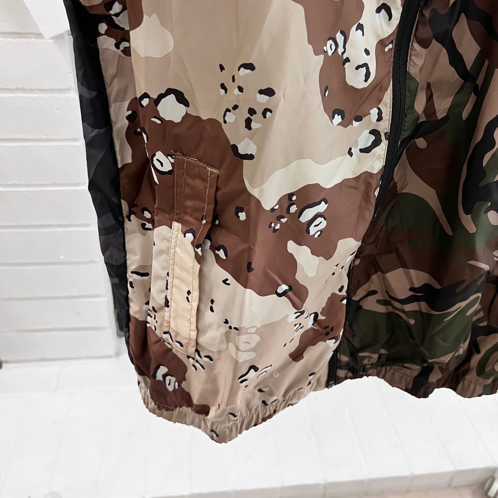 Aape Bape A bathing Ape MIX CAMO PANEL Hooded Windbreaker JACKET Size US L / EU 52-54 / 3 - 8 Thumbnail