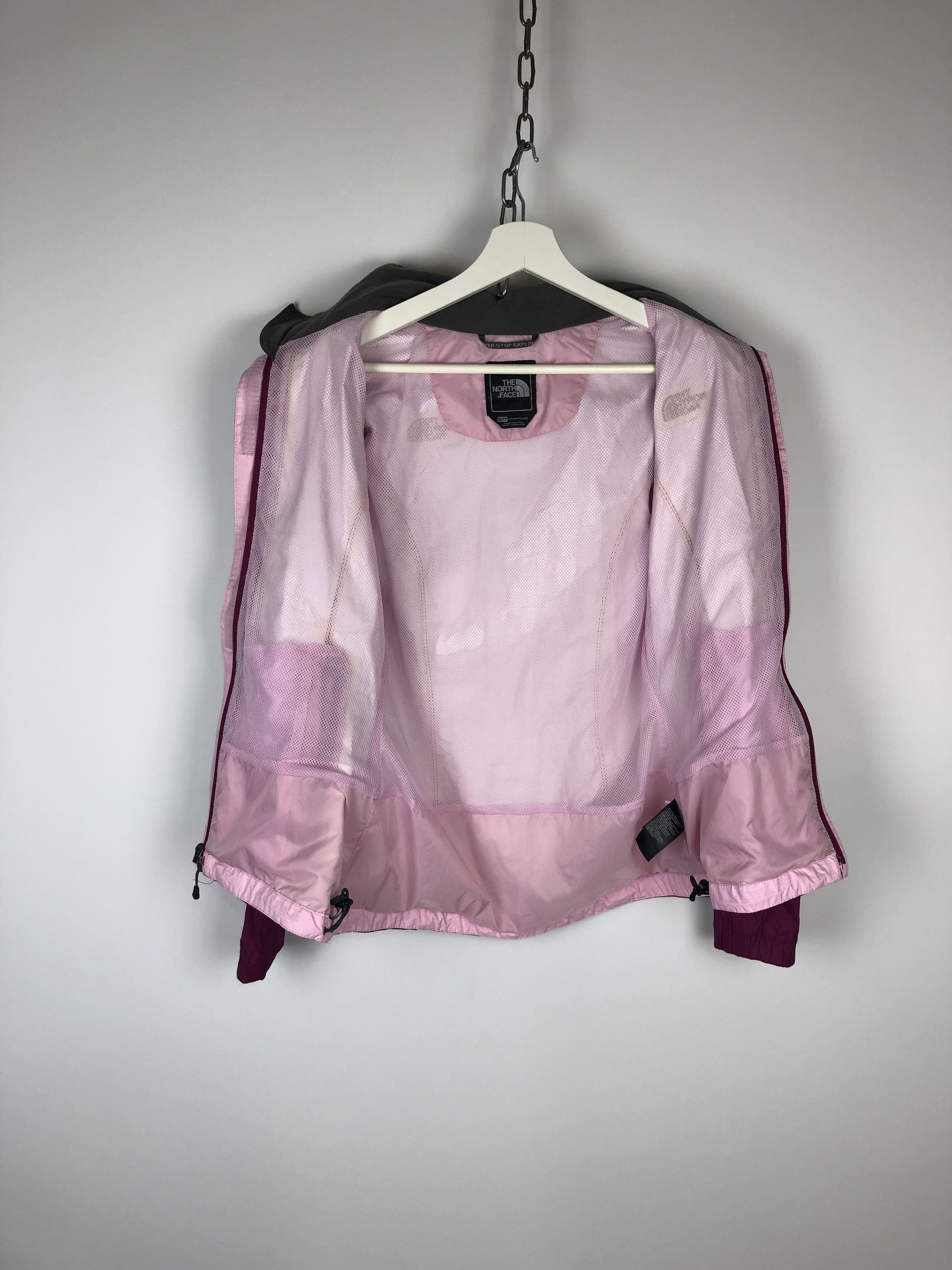 The North Face The North Face HyVent Jacket TNF Pink size XS Size XS / US 0-2 / IT 36-38 - 9 Thumbnail