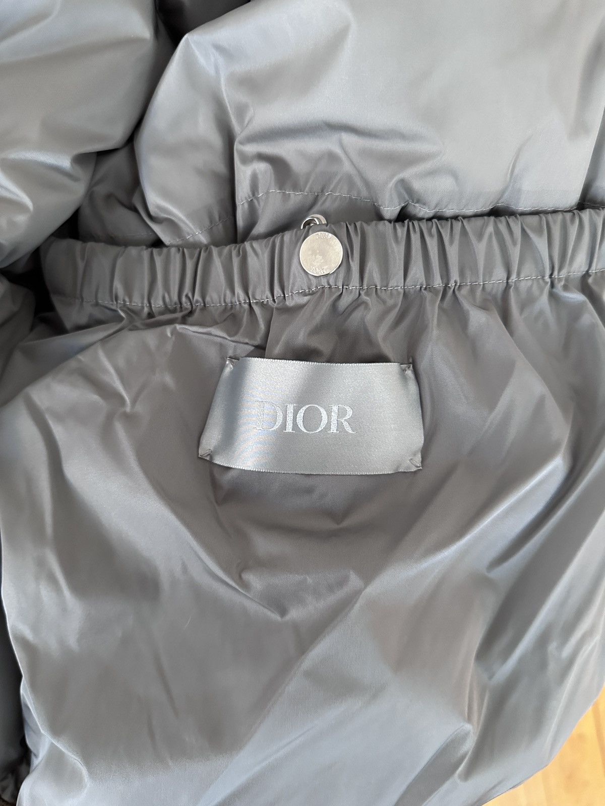 Dior Christian dior leopard men’s bomber down jacket Size US S / EU 44-46 / 1 - 7 Thumbnail