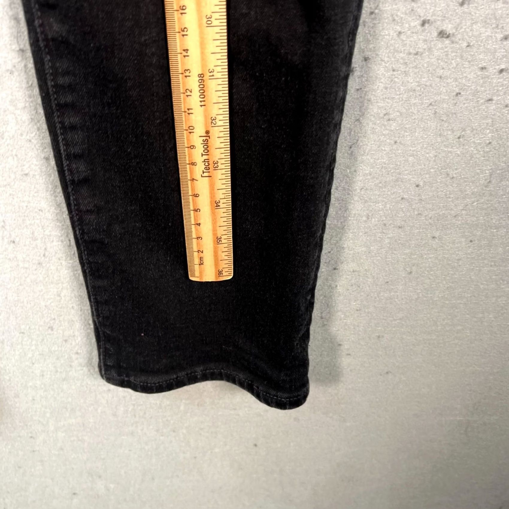 Vintage Flint & Tinder Jeans 31 x 32 Black Straight Mens Regular 5-Pocket USA Denim Slim Rise Mid Vintage No Size US 31 - 7 Thumbnail