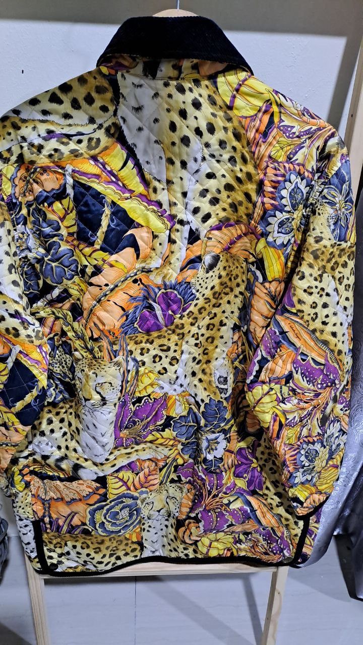 Salvatore Ferragamo Vintage 90s Salvatore Ferragamo Leopard in the Jungle Size US M / EU 48-50 / 2 - 12 Thumbnail