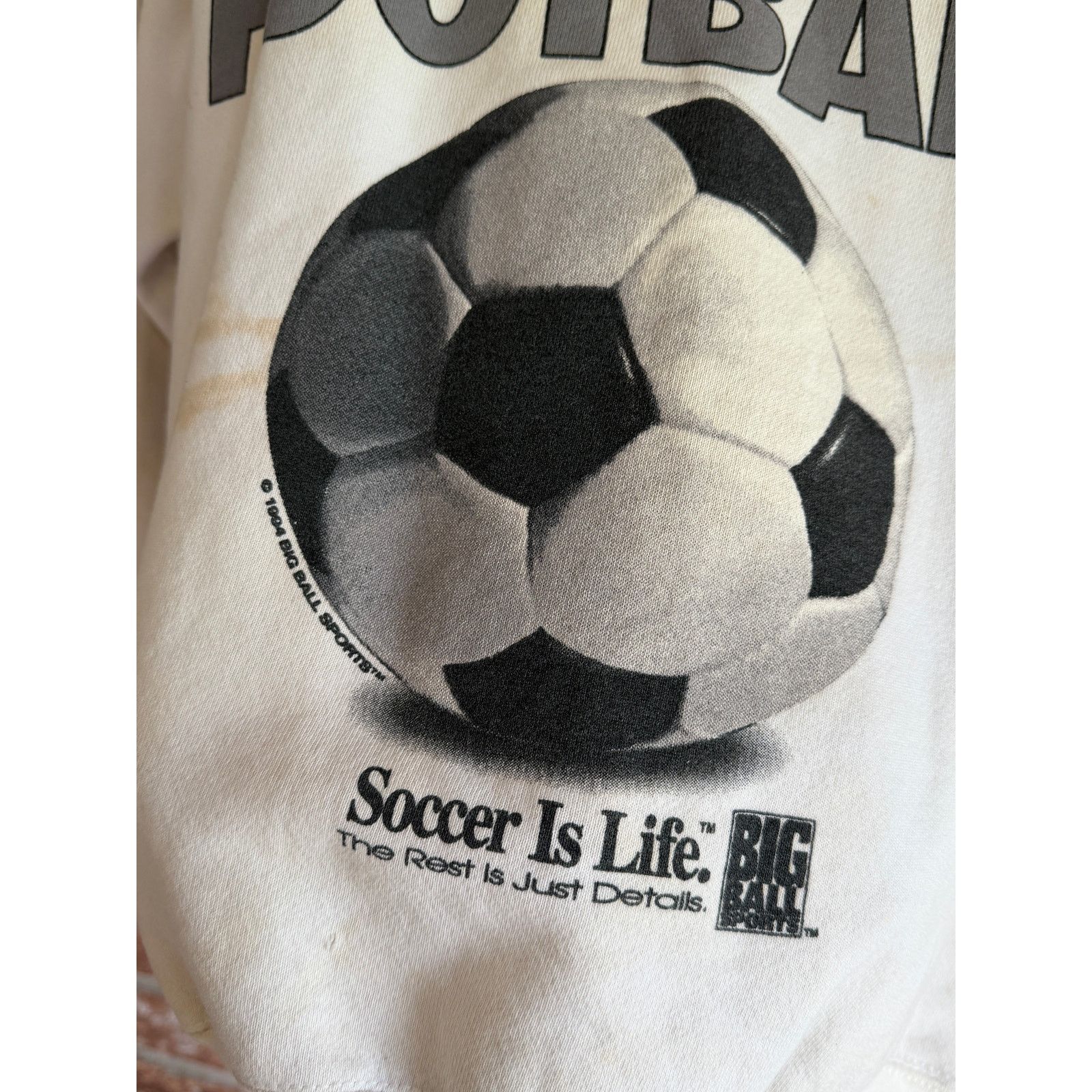 Vintage Vintage Play Real Football Crewneck Big Ball Sports XL Size US XL / EU 56 / 4 - 3 Thumbnail