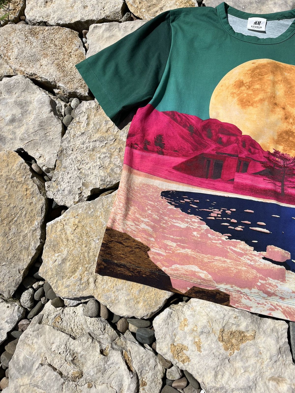 H&M H&M Studio S/S 2020 abstract colorful moon lake rock tee y2k Size US S / EU 44-46 / 1 - 4 Thumbnail
