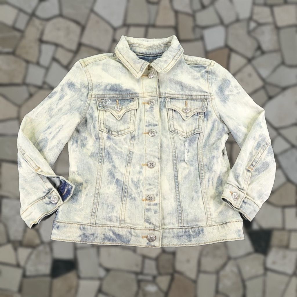 Miss Me Miss Me Denim Jacket Womens M Blue Light Wash Trucker Button Up Casual Outdoor 90s Womens? Size 32" / US 10 / IT 46 - 1 Thumbnail