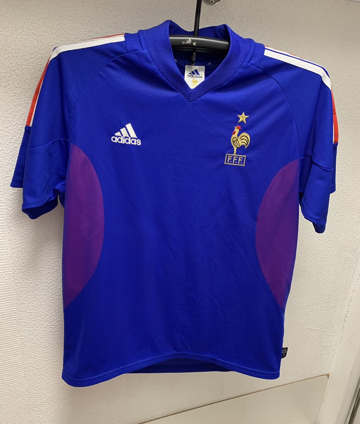 Adidas Adidas vintage France soccer jersey 2002/04 M size 3 Size US M / EU 48-50 / 2 - 1 Thumbnail