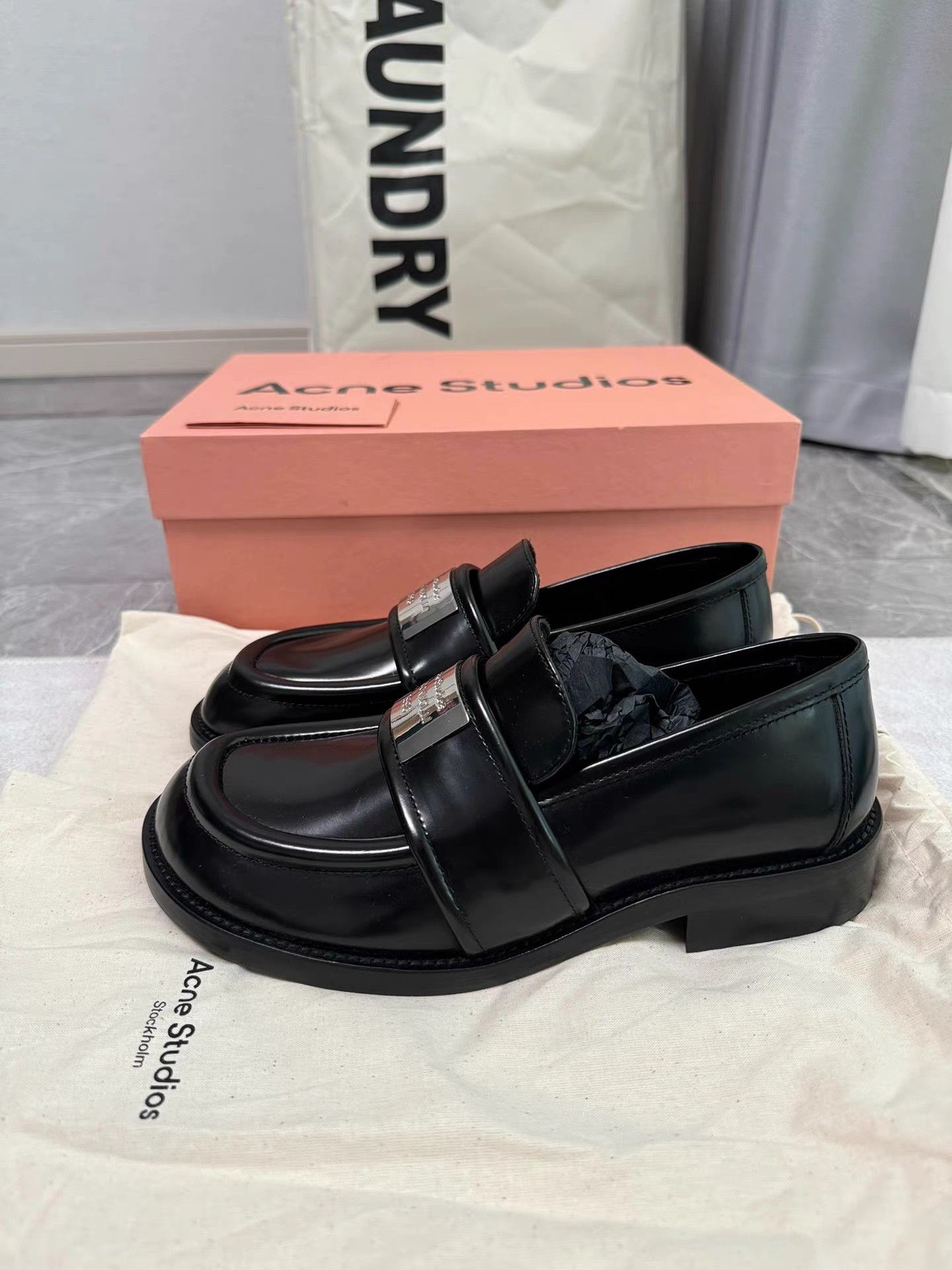 Acne Studios Acne Studios New 1996 Metal Logo Loafers K6 Size US 6 / IT 36 - 2 Thumbnail