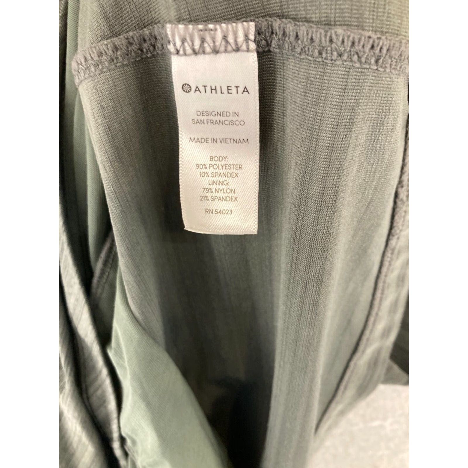Athleta Athleta Shirt XS Gray Stretch Yoga Womens Athletic Fitted V-Neck Sleeveless Pullover Size XS / US 0-2 / IT 36-38 - 5 Thumbnail
