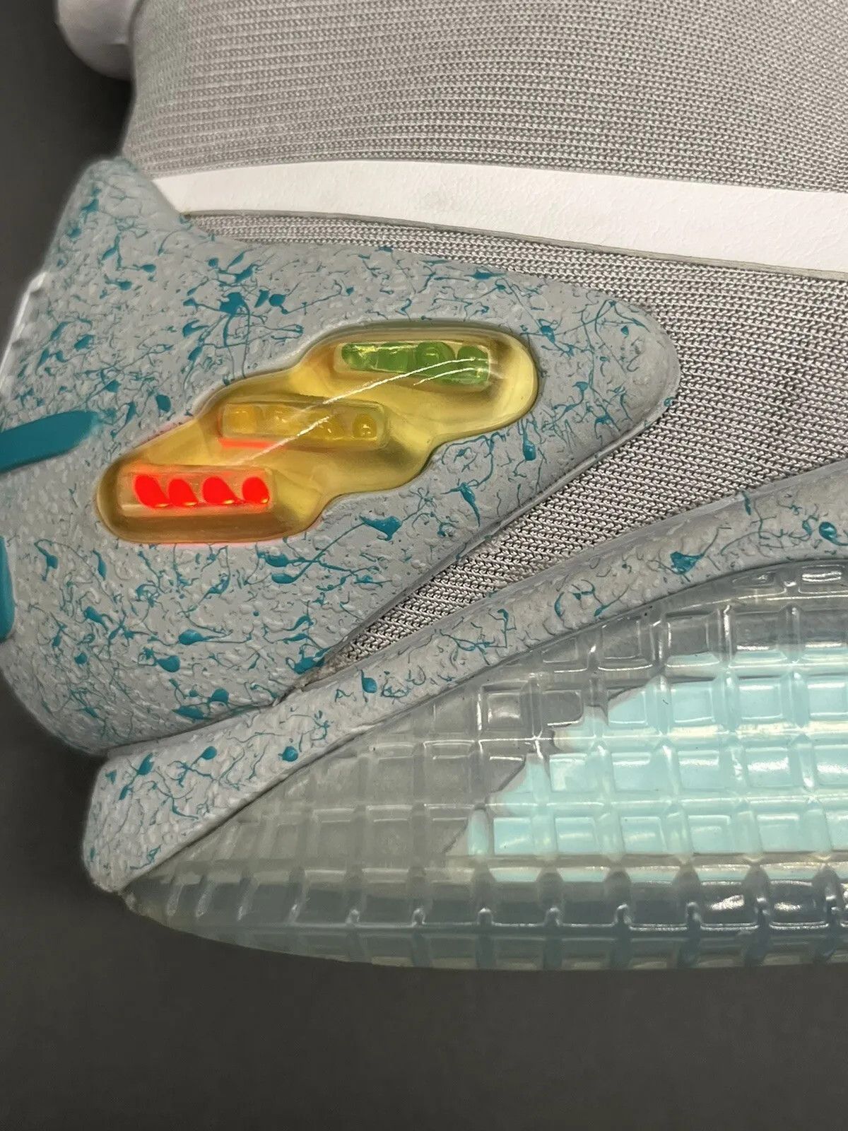 Nike Nike MAG Back To The Future 2011 (VNDS) OG ALL Size US 8 / EU 41 - 7 Thumbnail