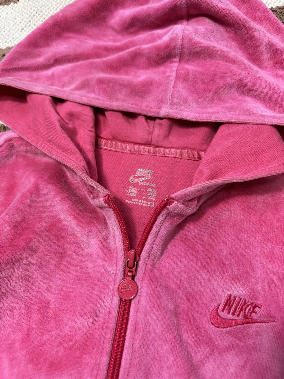 Nike VINTAGE NIKE VELOUR PINK WMNS ZIP HOODIE Size XS / US 0-2 / IT 36-38 - 2 Thumbnail