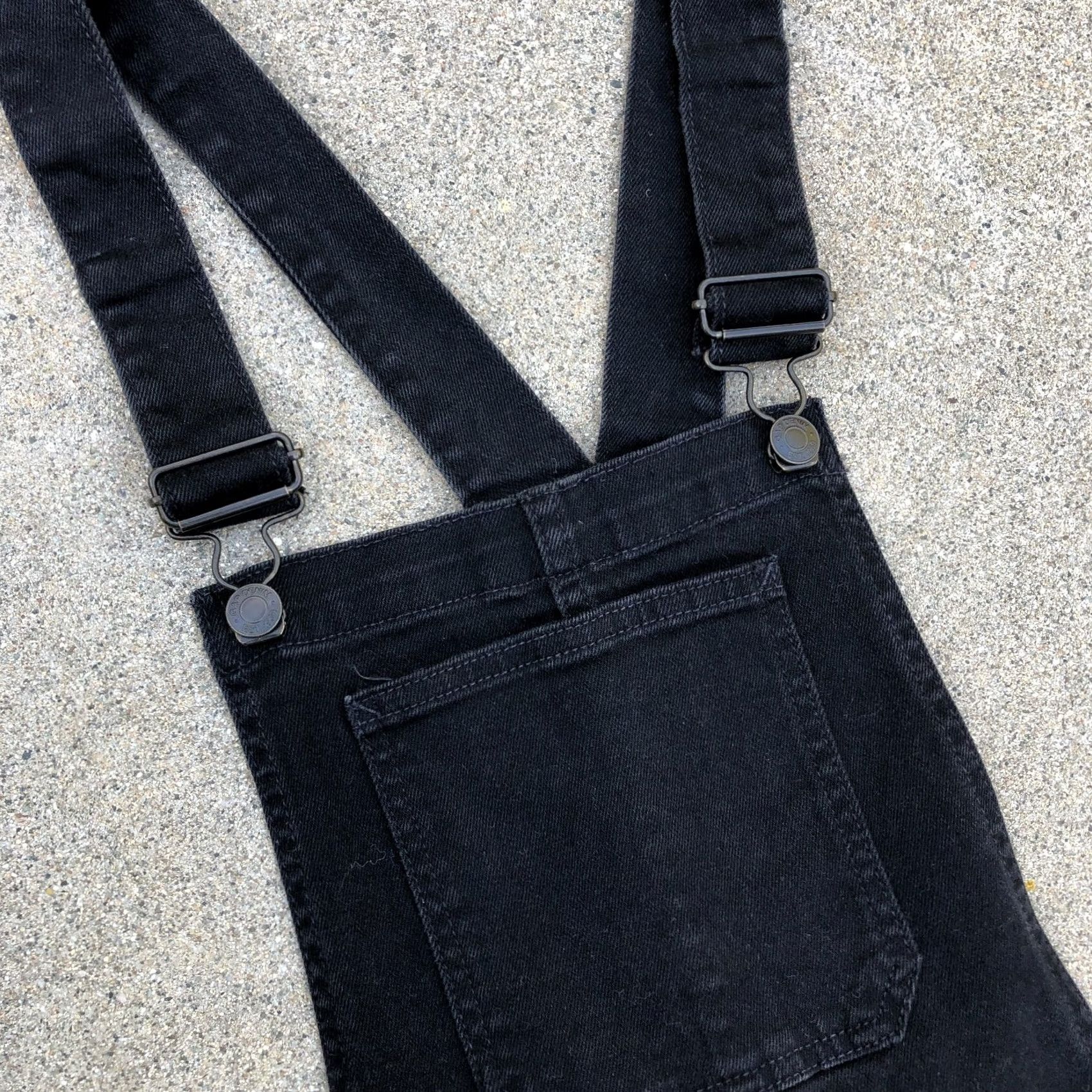 Gap GAP 1969 Denim Overalls Women's 27/P One Piece Black Jean Straight Denim Overalls Womens 27P Black GAP 1969 One Piece Overalls Women Size 27" / US 4 / IT 40 - 2 Thumbnail