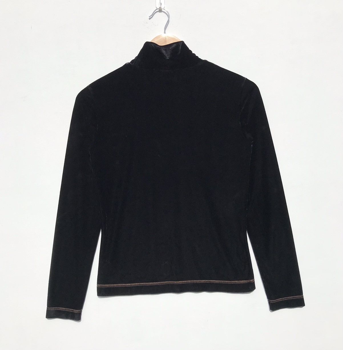 Fendi Vintage Fendi Velvet Shirt Spellout Embroidery Fendi Luxury Size S / US 4 / IT 40 - 2 Thumbnail