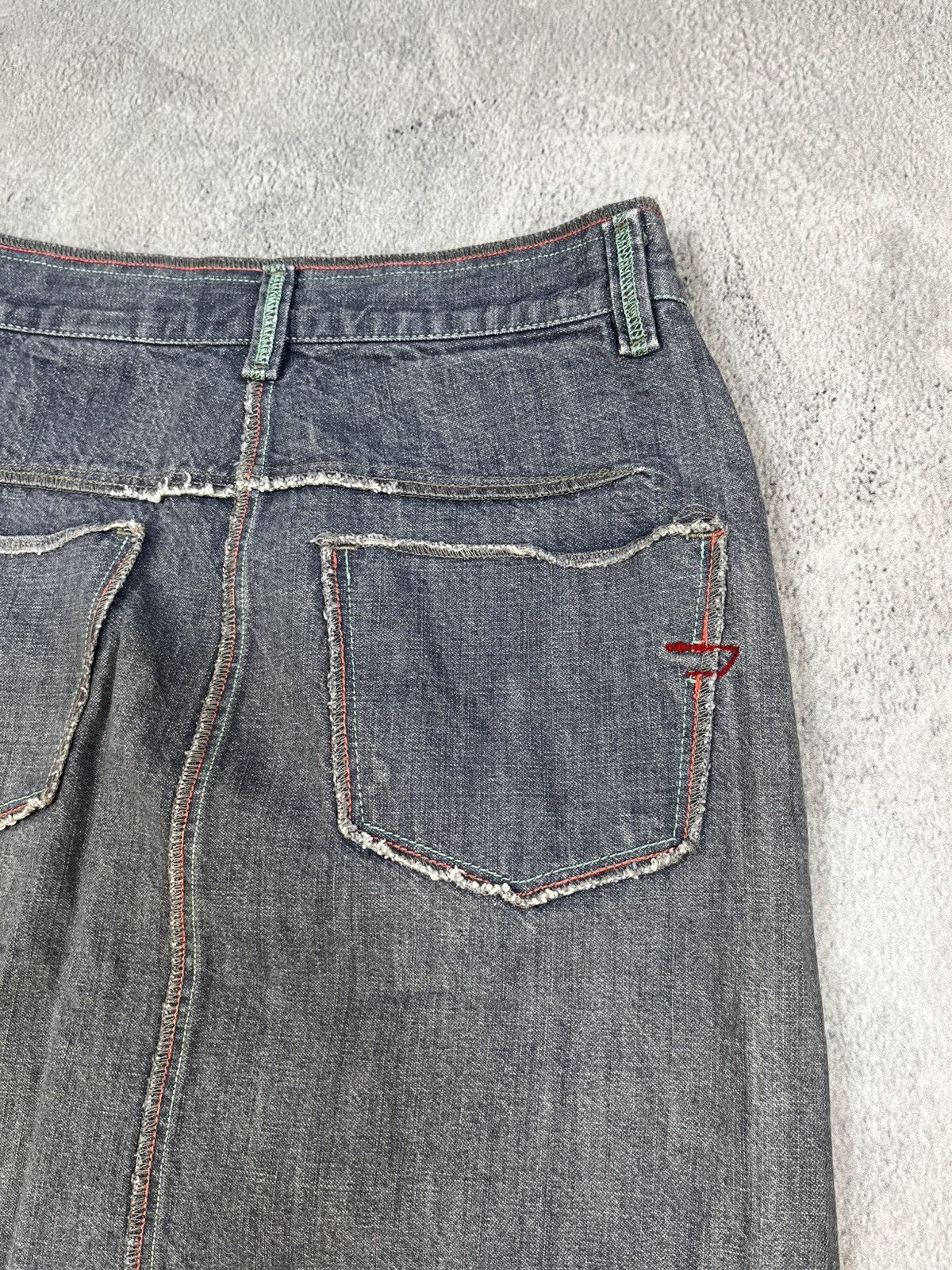 Diesel Vintage Y2K Diesel patchwork button ups midi skirt Japanese Size 26" / US 2 / IT 38 - 9 Thumbnail