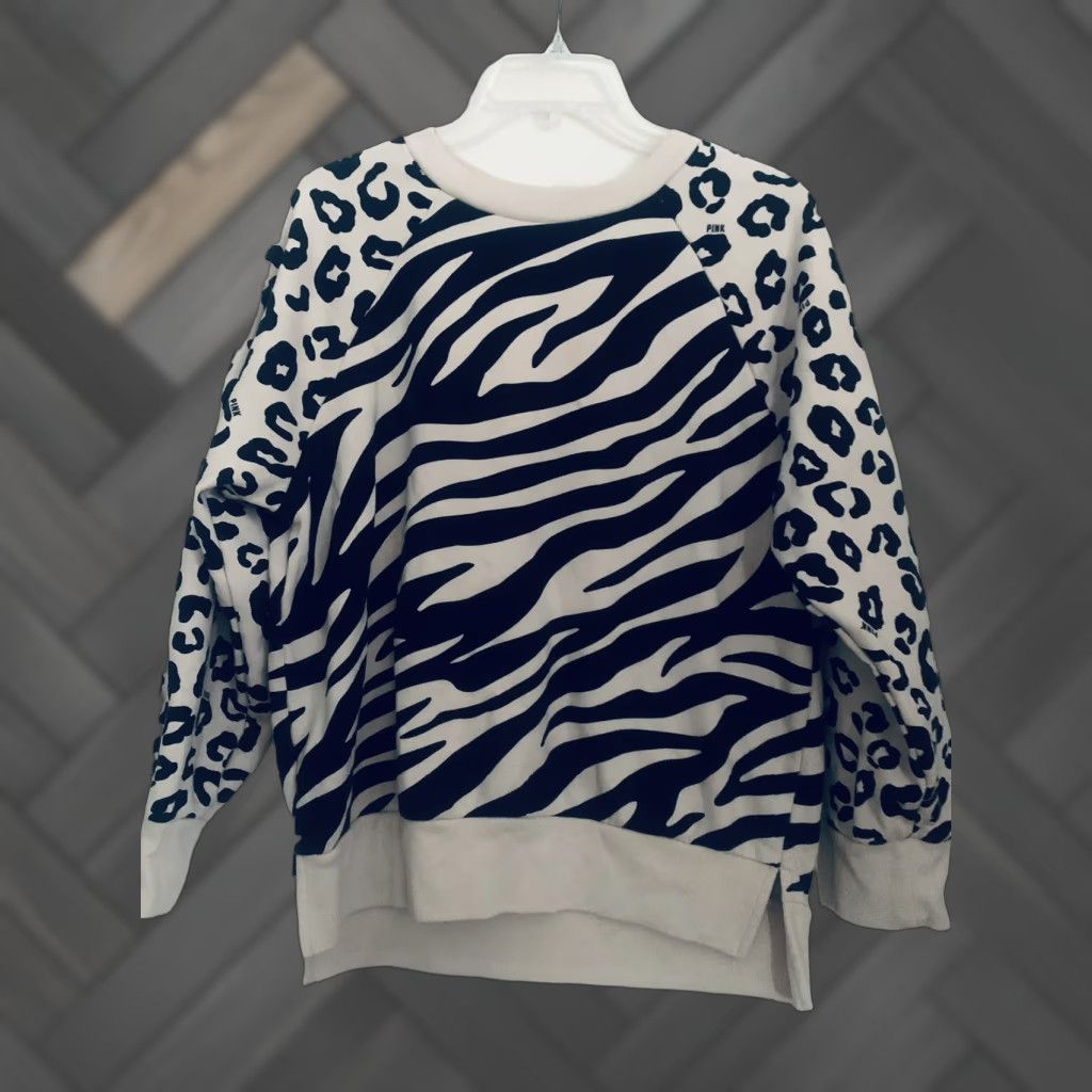 Victoria's Secret Victoria's Secret PINK Leopard Print T Shirt Sweater Women M Multicolor Classic Crew Neck Long Sleeve Size M / US 6-8 / IT 42-44 - 1 Thumbnail