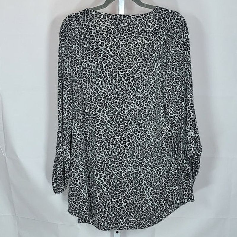 Jones New York Jones New York Gray Leopard Animal Print Blouse Size XL Size XL / US 12-14 / IT 48-50 - 2 Thumbnail