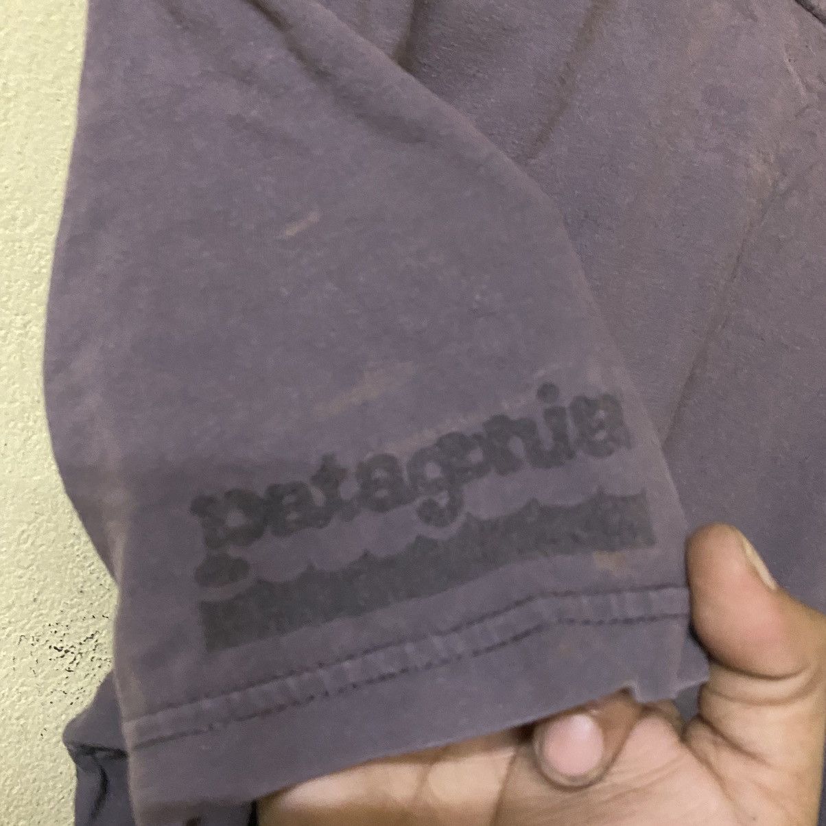 Patagonia Patagonia shirt big logo Sun faded Size US S / EU 44-46 / 1 - 4 Thumbnail